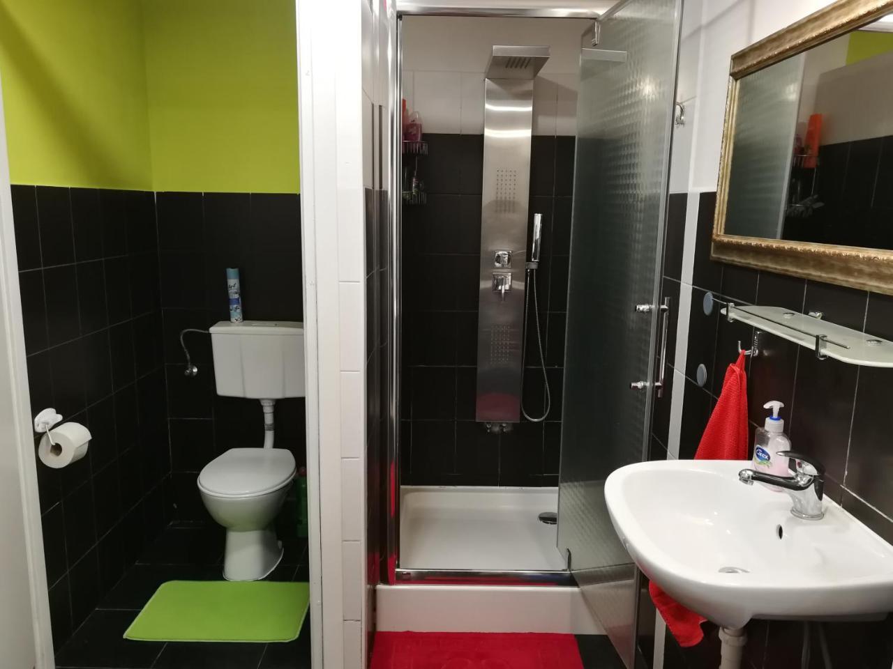Cosy Dungeon Double Room With Ac Krakow Exterior photo